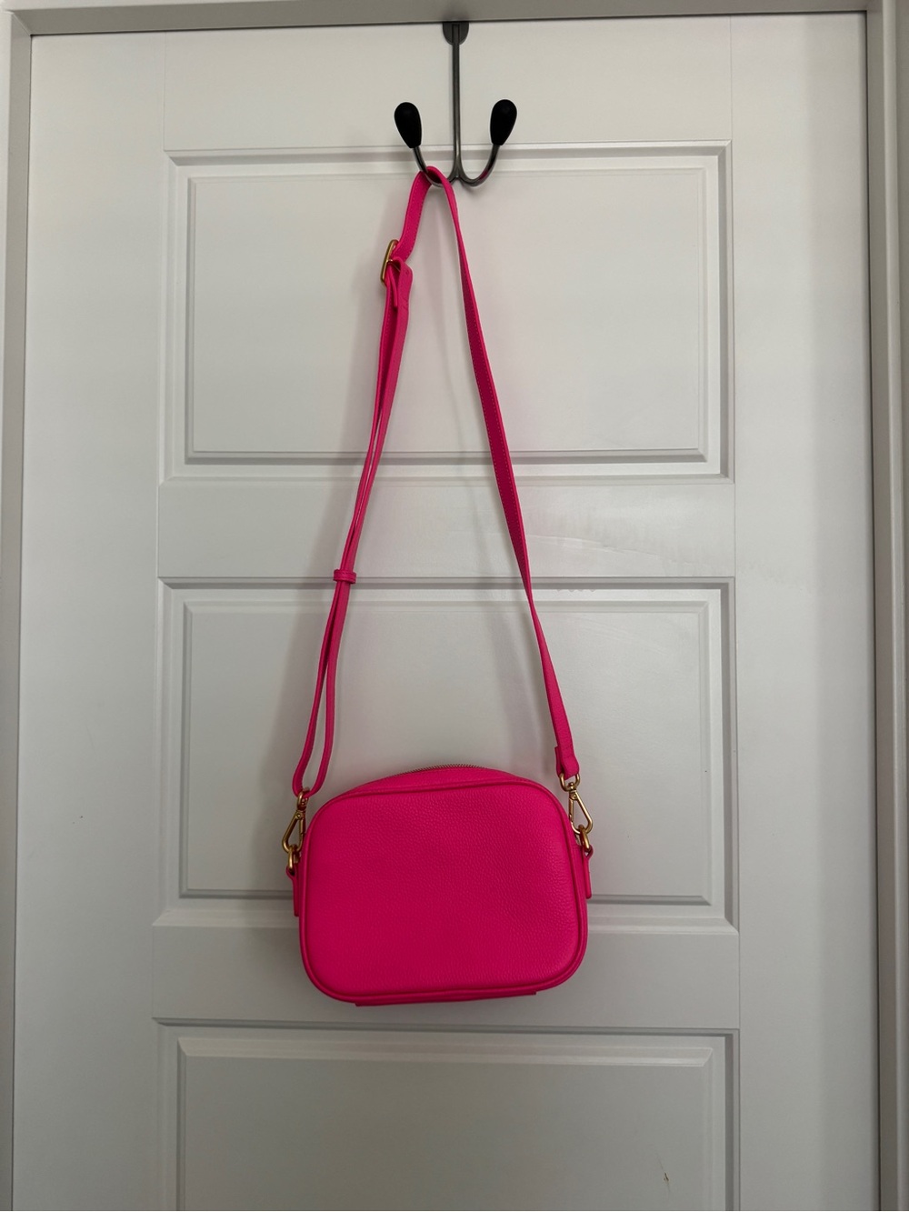 Bon Maxie The Sidekick Crossbody Bag Pink Leather - Picture 2 of 4